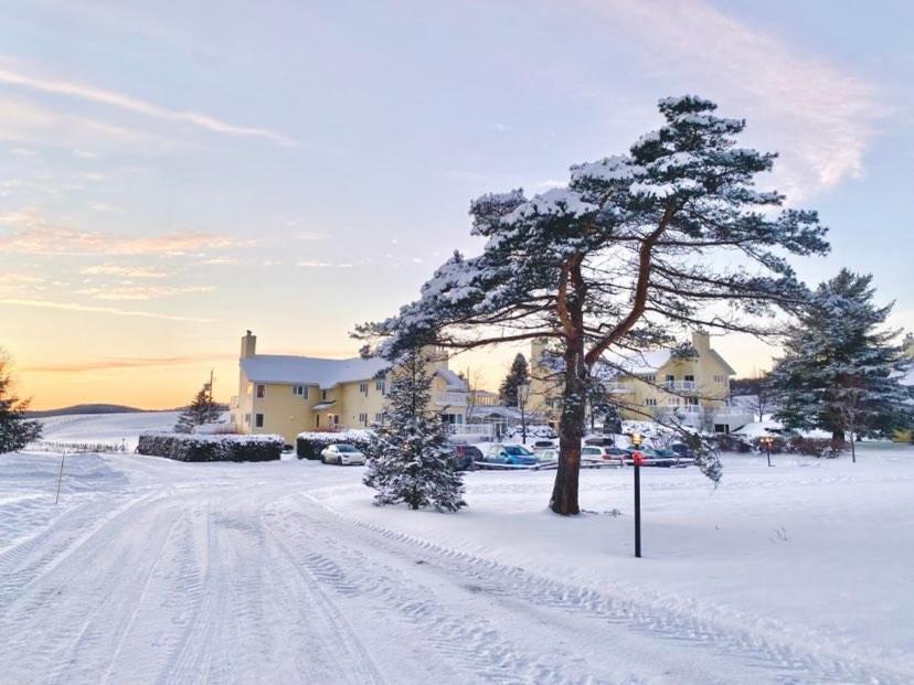 Auberge West Brome エクステリア 写真