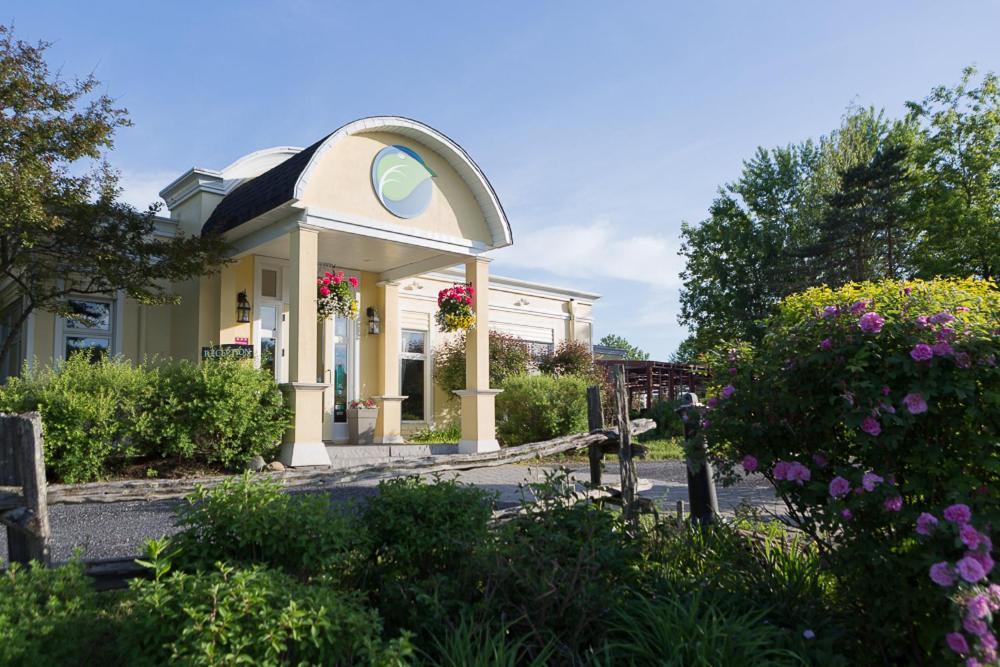 Auberge West Brome エクステリア 写真