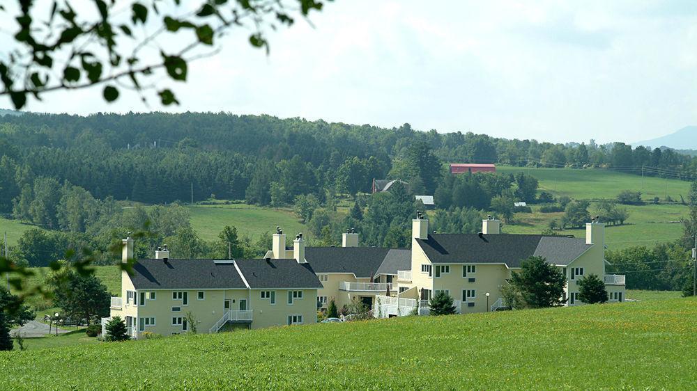 Auberge West Brome エクステリア 写真