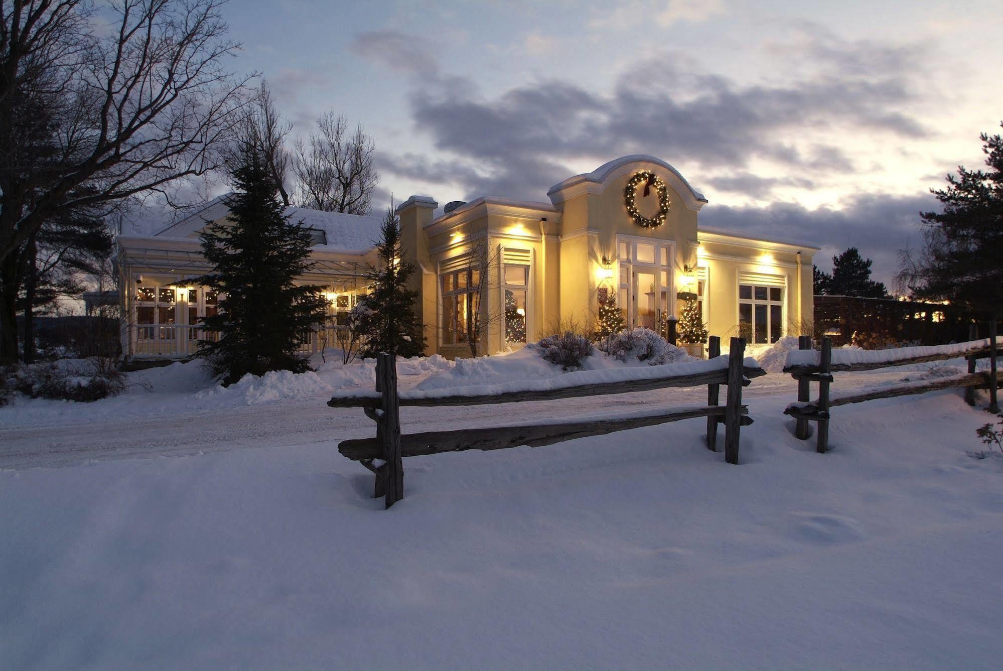 Auberge West Brome エクステリア 写真